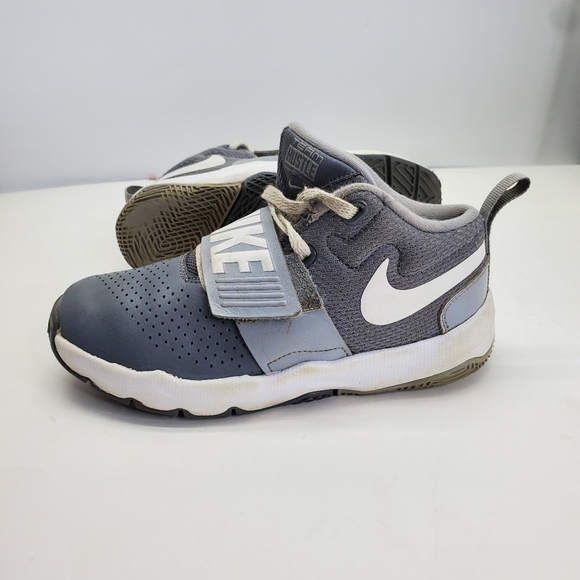 Nike Shoes 13.5 C Team Hustle D 881941-005 BB Cool Grey Wolf Gray White - Picture 9 of 12